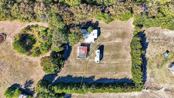 1 Acre of Residential Land for Sale in Trenton, Texas