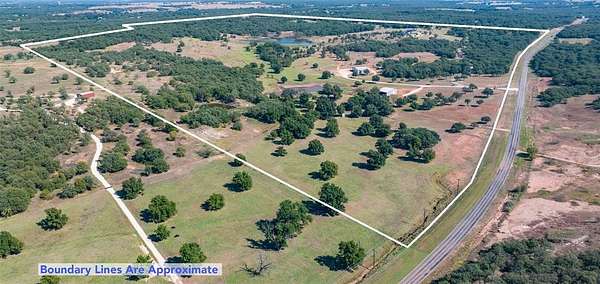 188 Acres of Improved Land for Sale in Nocona, Texas