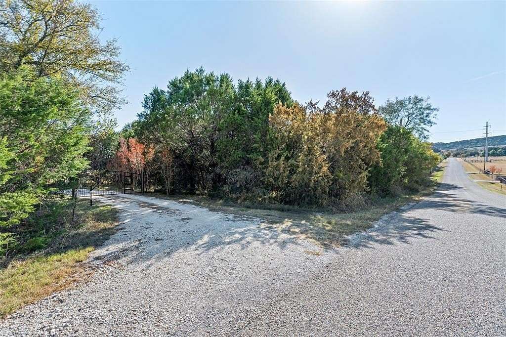 7 Acres of Residential Land with Home for Sale in Granbury, Texas