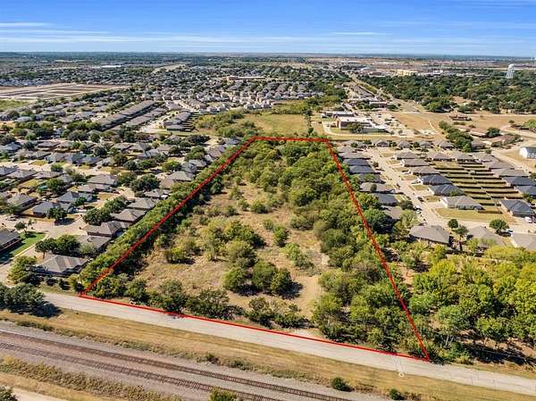 8 Acres of Residential Land for Sale in Crowley, Texas
