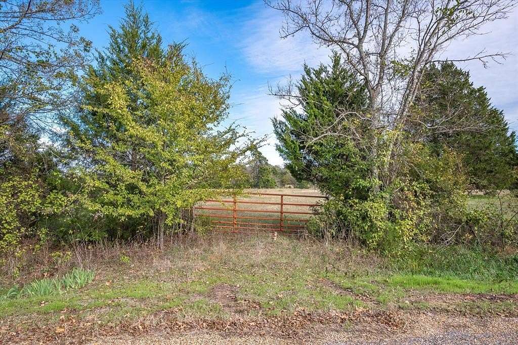 23 Acres of Agricultural Land for Sale in Ben Wheeler, Texas