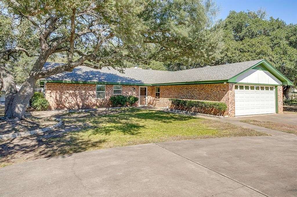 3 Acres of Residential Land with Home for Sale in Weatherford, Texas