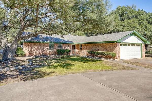 3 Acres of Residential Land with Home for Sale in Weatherford, Texas