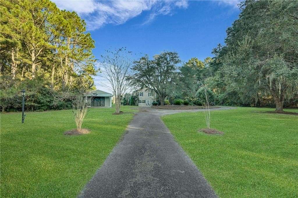 2.47 Acres of Residential Land with Home for Sale in Townsend, Georgia
