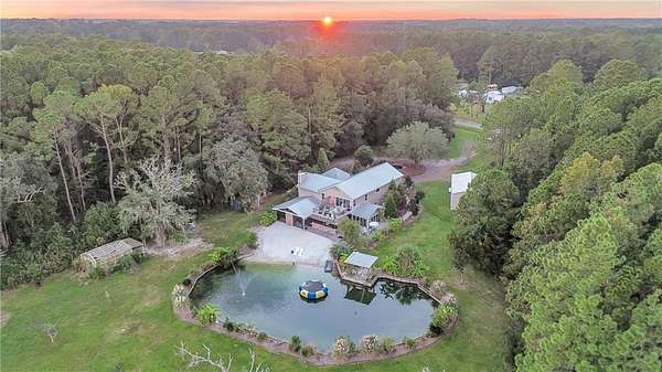 2.47 Acres of Residential Land with Home for Sale in Townsend, Georgia