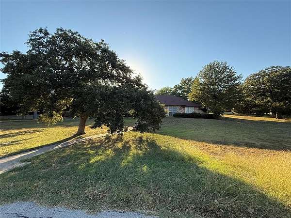 1 Acre of Residential Land for Sale in Southlake, Texas