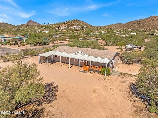 2.5 Acres of Residential Land with Home for Sale in Tucson, Arizona