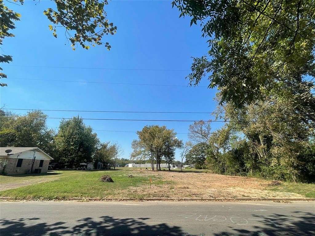 0.28 Acres of Residential Land for Sale in Sulphur Springs, Texas