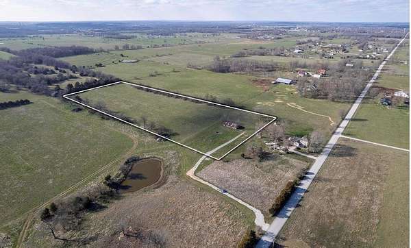 10 Acres of Land for Sale in Billings, Missouri