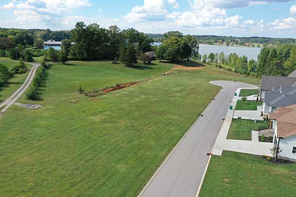 0.66 Acres of Residential Land for Sale in Winchester, Tennessee