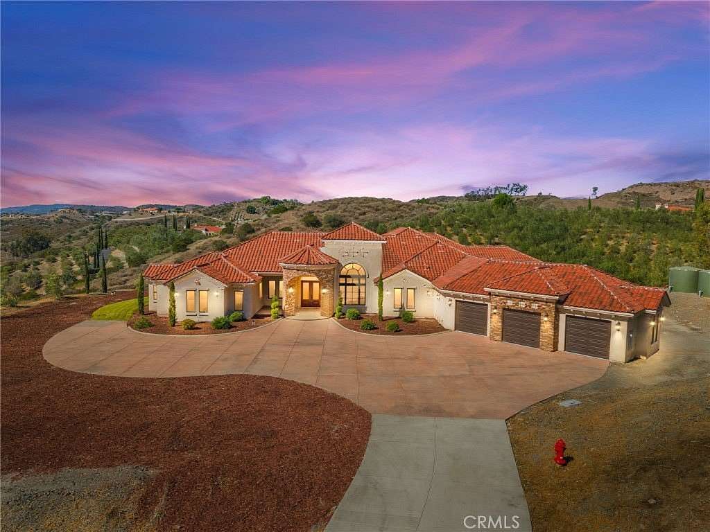 10 Acres of Land with Home for Sale in Temecula, California