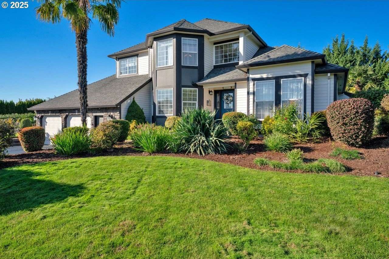 4.52 Acres of Improved Mixed-Use Land for Sale in Woodburn, Oregon