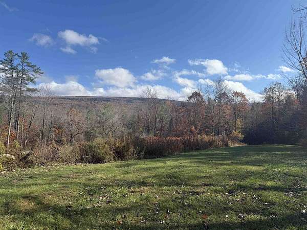 10 Acres of Recreational Land for Sale in Arlington, Vermont