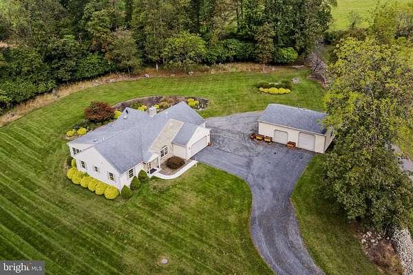 5.23 Acres of Residential Land with Home for Auction in Reinholds, Pennsylvania
