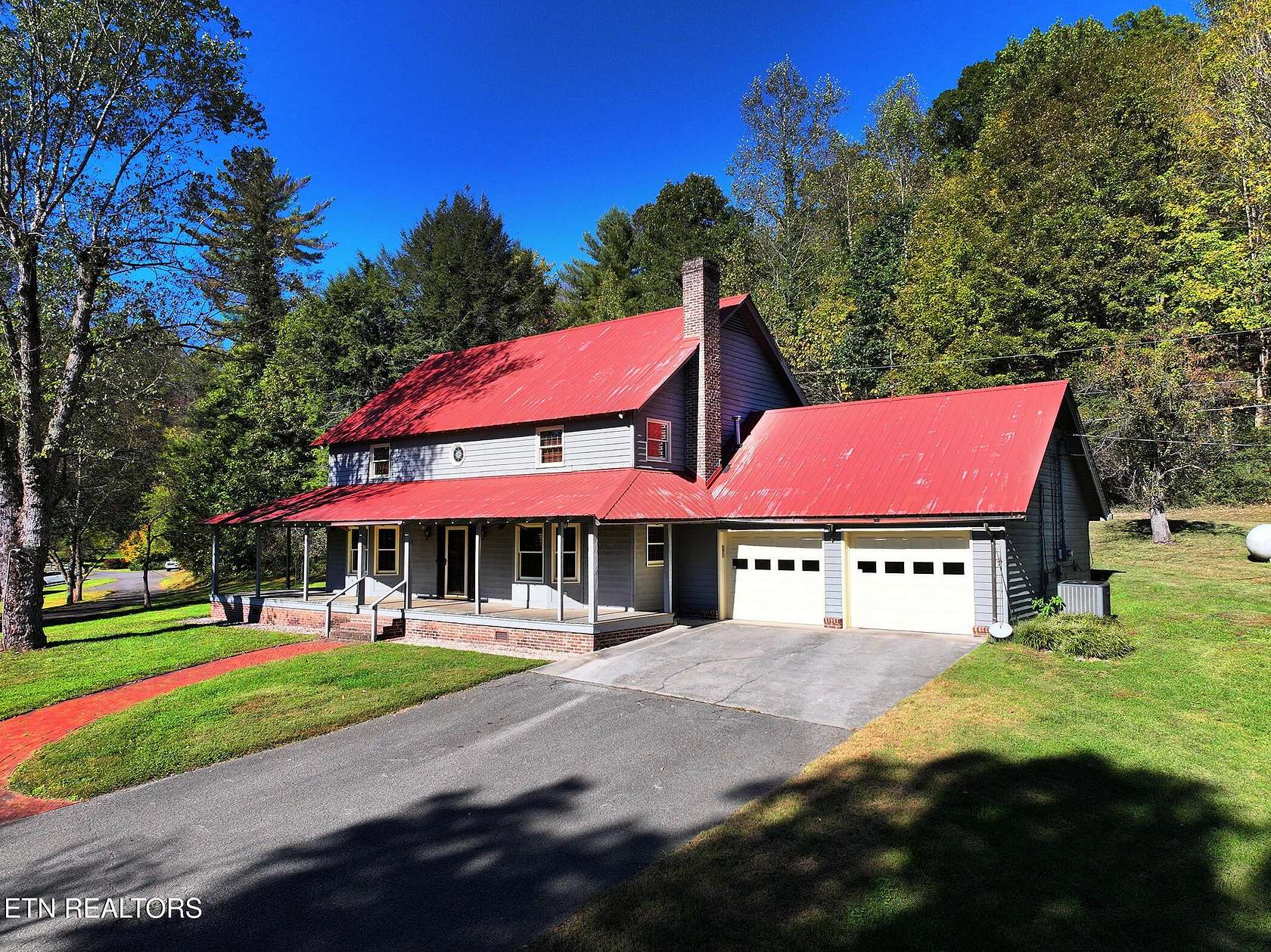 5.28 Acres of Residential Land with Home for Sale in Heiskell, Tennessee