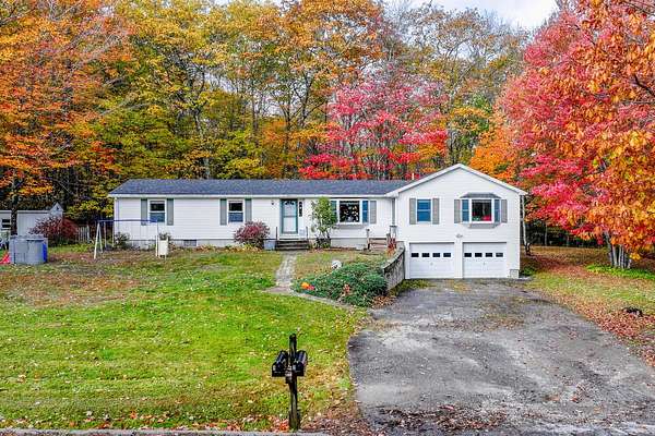 1.8 Acres of Residential Land with Home for Sale in Rockport, Maine