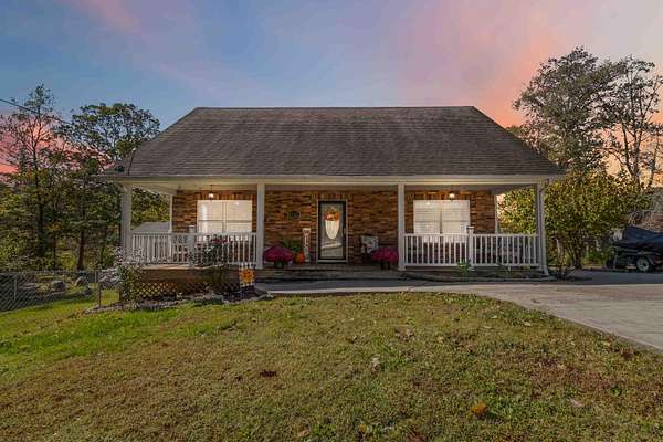 2 Acres of Residential Land with Home for Sale in Burnside, Kentucky