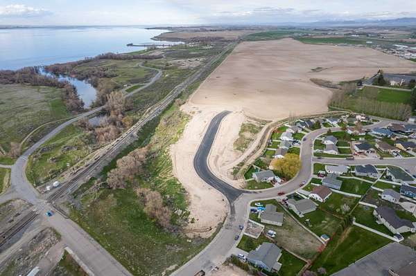 0.54 Acres of Residential Land for Sale in American Falls, Idaho