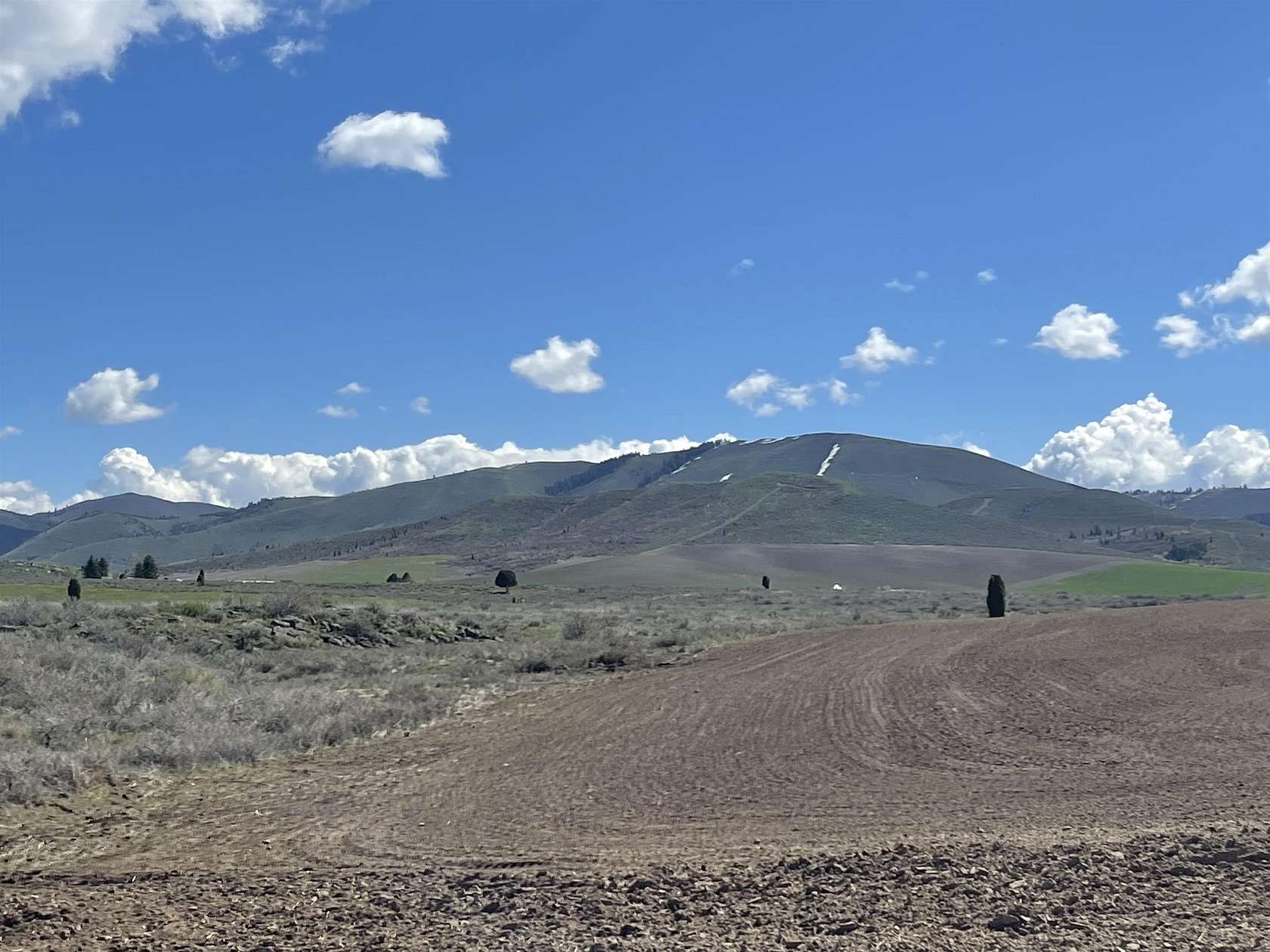 5 Acres of Residential Land for Sale in Soda Springs, Idaho