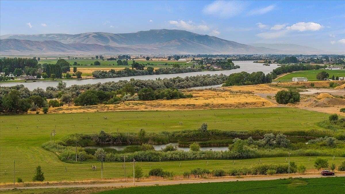 2.77 Acres of Residential Land for Sale in Rupert, Idaho