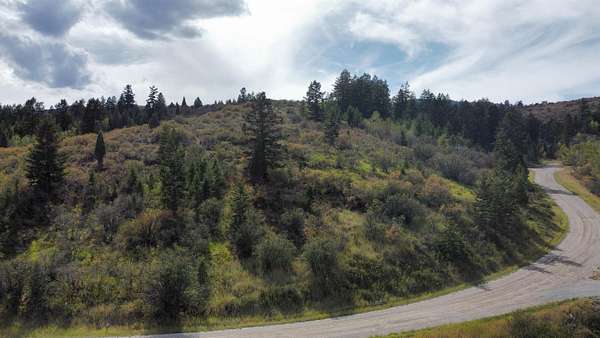 1.25 Acres of Residential Land for Sale in Soda Springs, Idaho