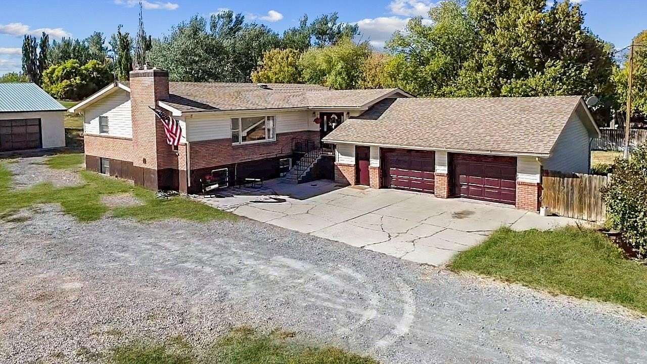 1.69 Acres of Residential Land with Home for Sale in American Falls, Idaho