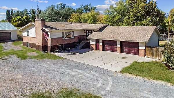 1.69 Acres of Residential Land with Home for Sale in American Falls, Idaho