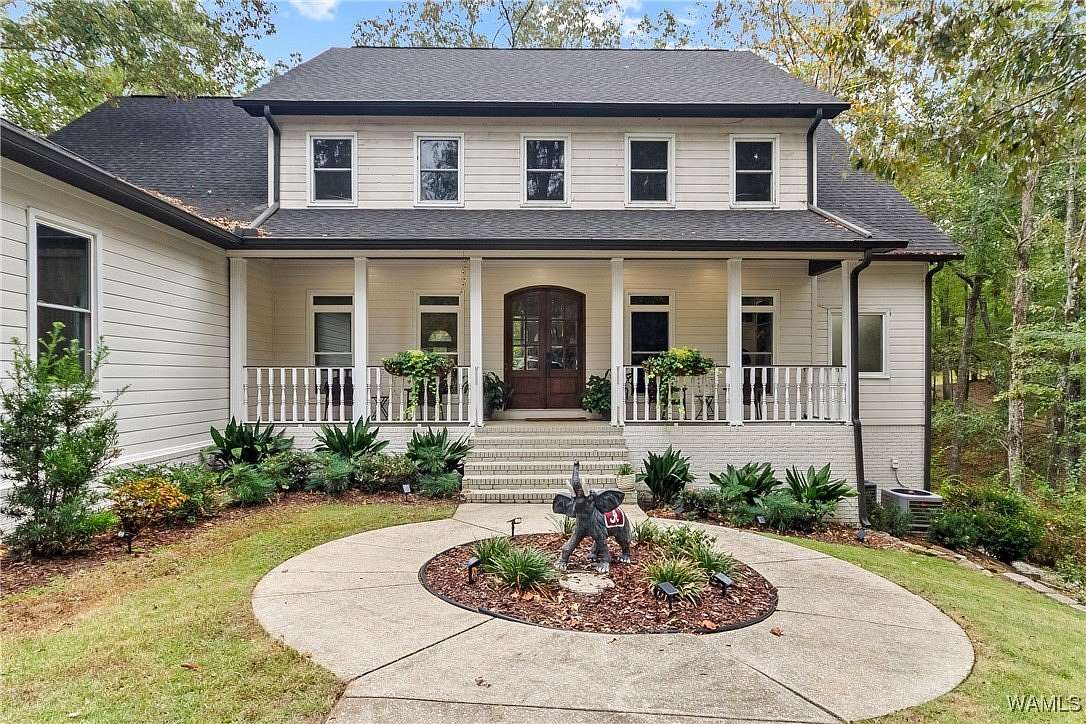 1.8 Acres of Residential Land with Home for Sale in Tuscaloosa, Alabama