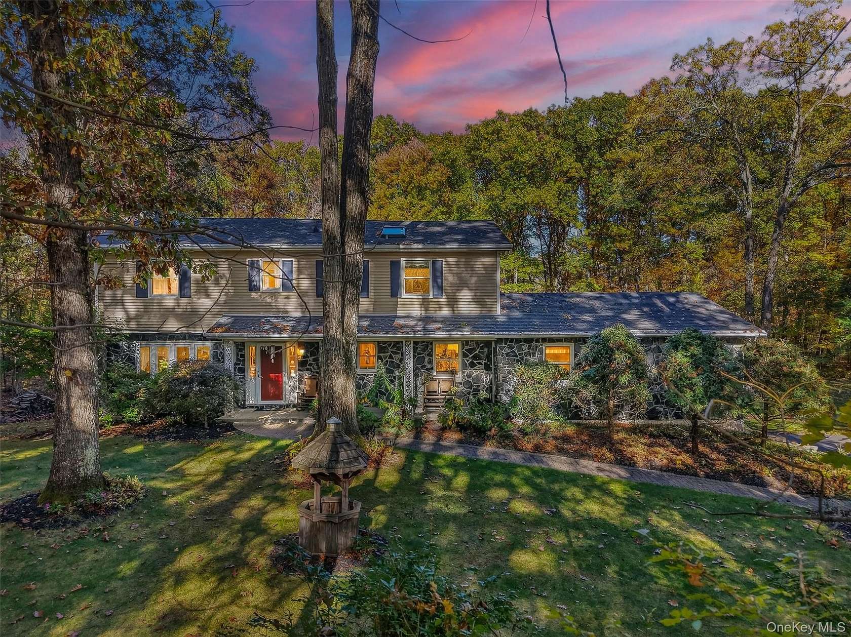 2.45 Acres of Residential Land with Home for Sale in Hopewell Junction, New York