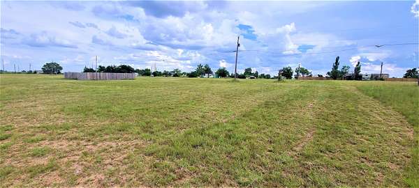 Residential Land for Sale in Howardwick, Texas