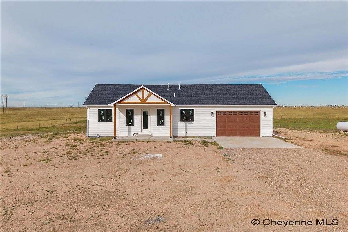 7 Acres of Land with Home for Sale in Burns, Wyoming