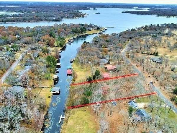 1.32 Acres of Residential Land for Sale in Athens, Texas