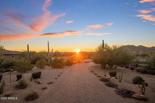 2 Acres of Residential Land with Home for Sale in Cave Creek, Arizona