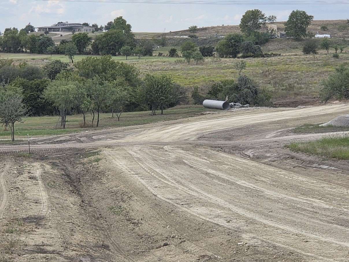 1.8 Acres of Land for Sale in Aledo, Texas