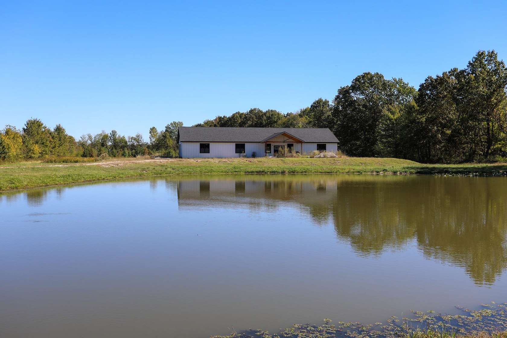 6 Acres of Land with Home for Sale in Poplar Bluff, Missouri