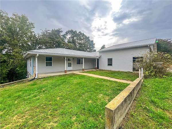 31.2 Acres of Recreational Land with Home for Sale in Jasper, Arkansas