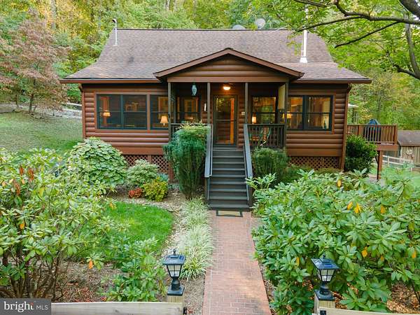 10 Acres of Land with Home for Sale in Linden, Virginia