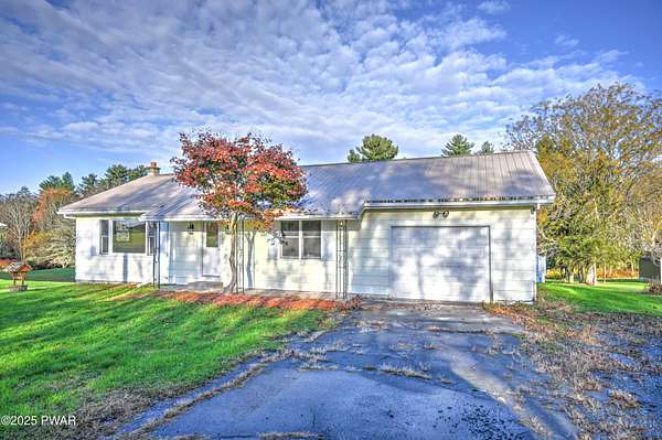 3.69 Acres of Residential Land with Home for Sale in Beach Lake, Pennsylvania