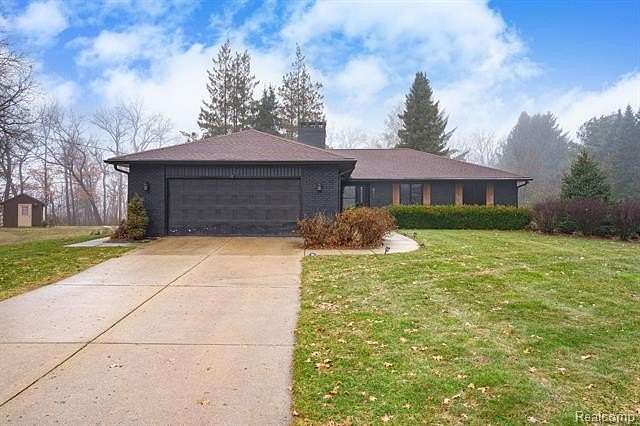 6.1 Acres of Land with Home for Sale in Leoni Township, Michigan