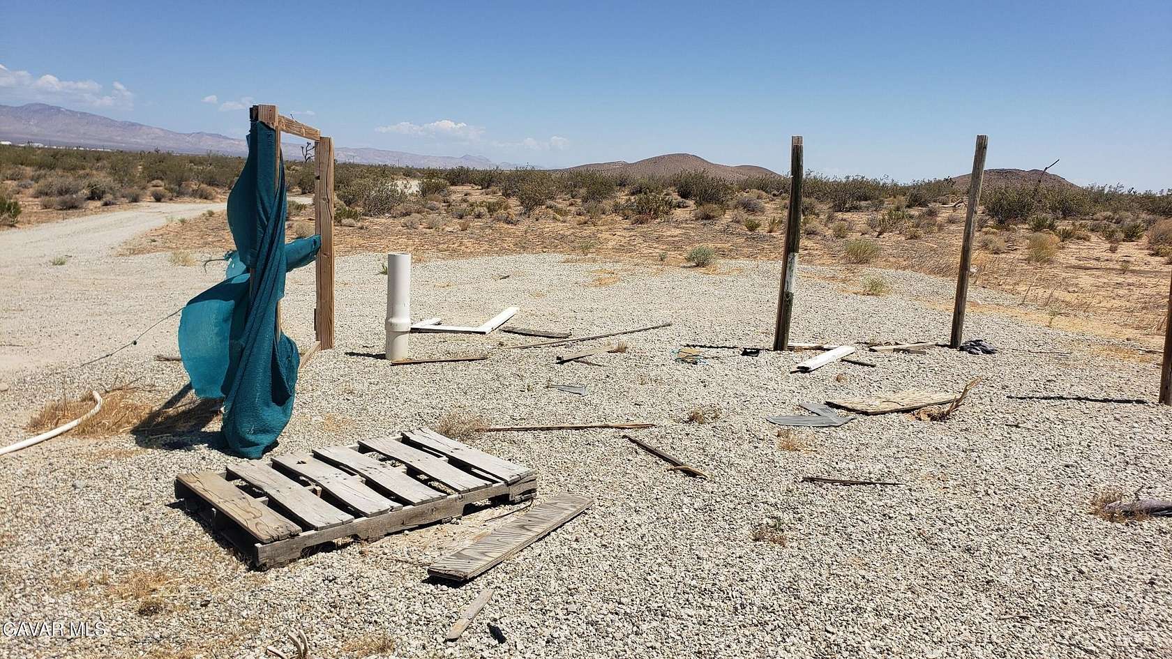 5.12 Acres of Land for Sale in Mojave, California