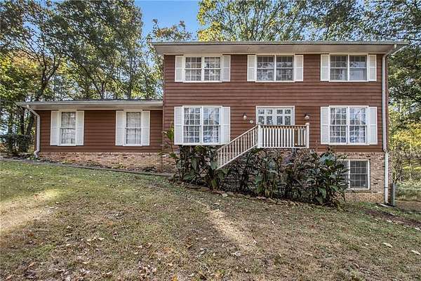 2.47 Acres of Residential Land with Home for Sale in Conyers, Georgia