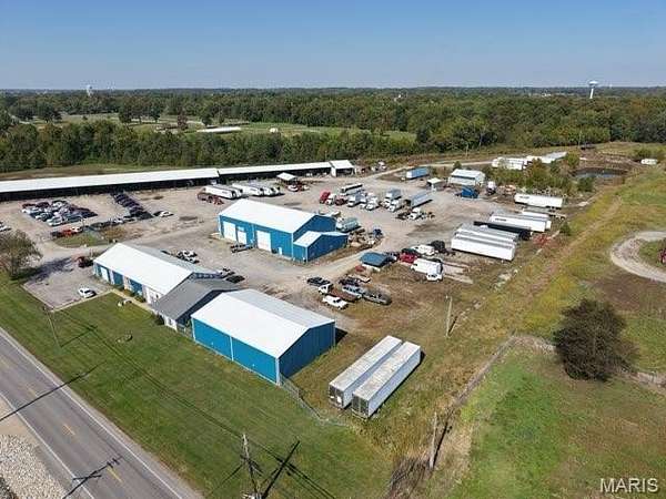 17.9 Acres of Commercial Land for Sale in Marion, Illinois