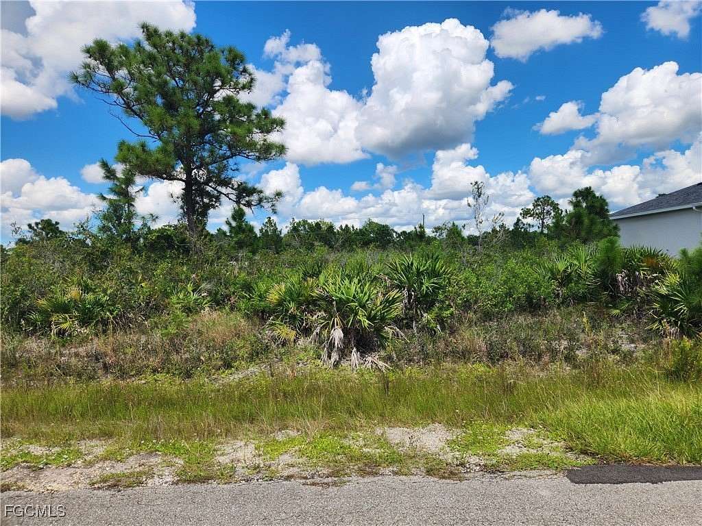0.25 Acres of Residential Land for Sale in Lehigh Acres, Florida