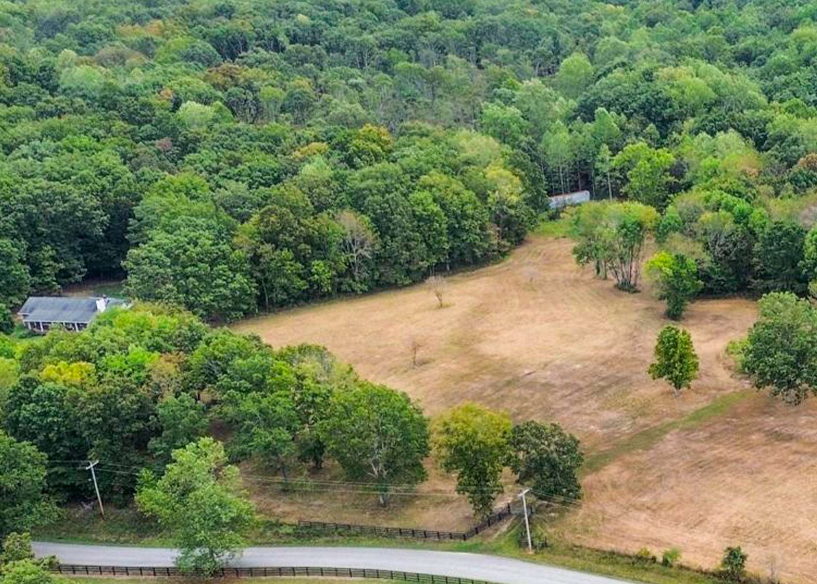 5 Acres of Land for Sale in Kingston Springs, Tennessee