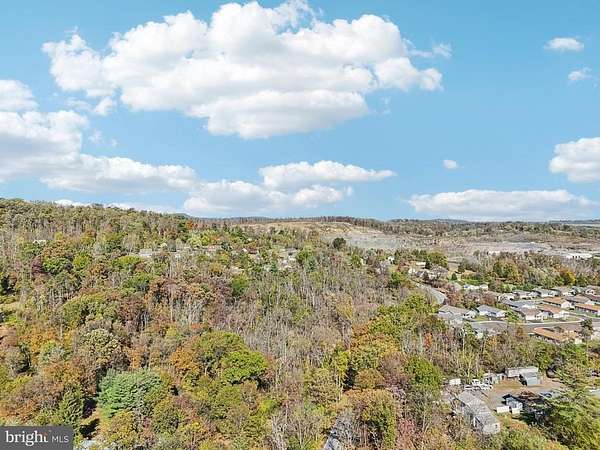 9 Acres of Residential Land for Sale in Douglassville, Pennsylvania