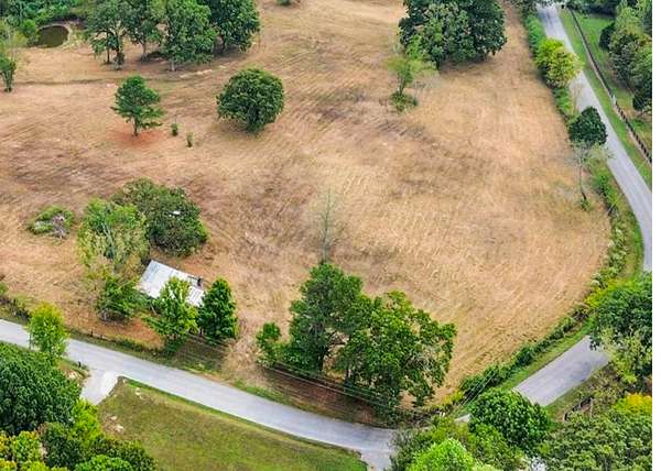5 Acres of Residential Land for Sale in Kingston Springs, Tennessee