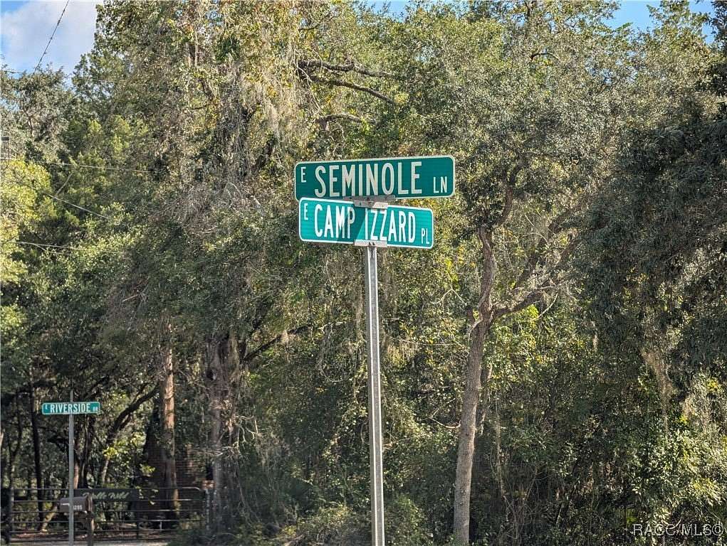 0.81 Acres of Residential Land for Sale in Dunnellon, Florida