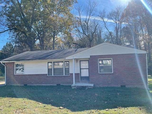 2.25 Acres of Residential Land with Home for Lease in Nashville, Tennessee