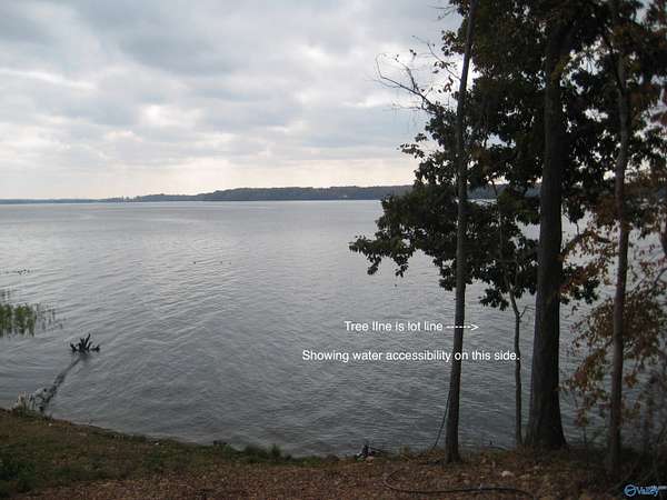 0.9 Acres of Residential Land for Sale in Killen, Alabama