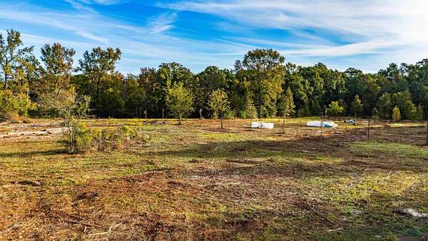 10.1 Acres of Mixed-Use Land for Sale in Longview, Texas